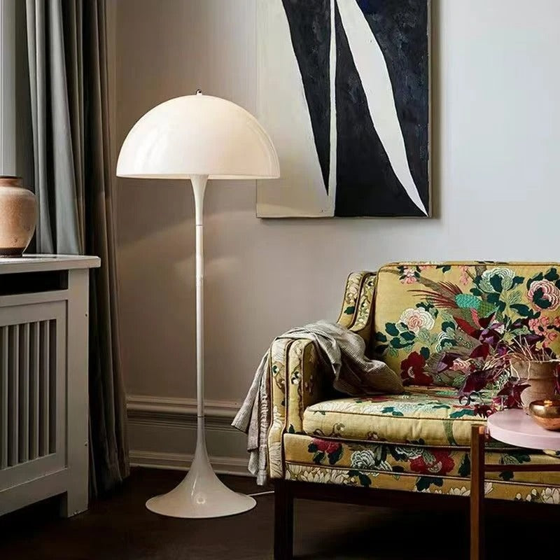 Nordic Designer's White Floor Lamp For Living Room, Bedroom, Room Bedside Table Lamp, And Indoor Decorative Lighting Floor Lamp
